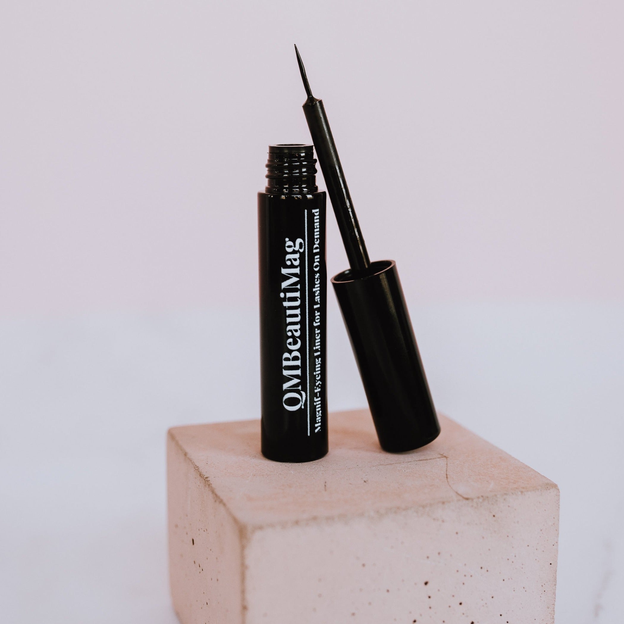 QMBeautiMag - Black Liquid Magnetic Eyeliner (False Eyelash Application). Leaping Bunny Certified. Long-Wearing, Water and Smudge Proof. Paraben, Phthalate and Fragrance Free. Minimal Ingredients.