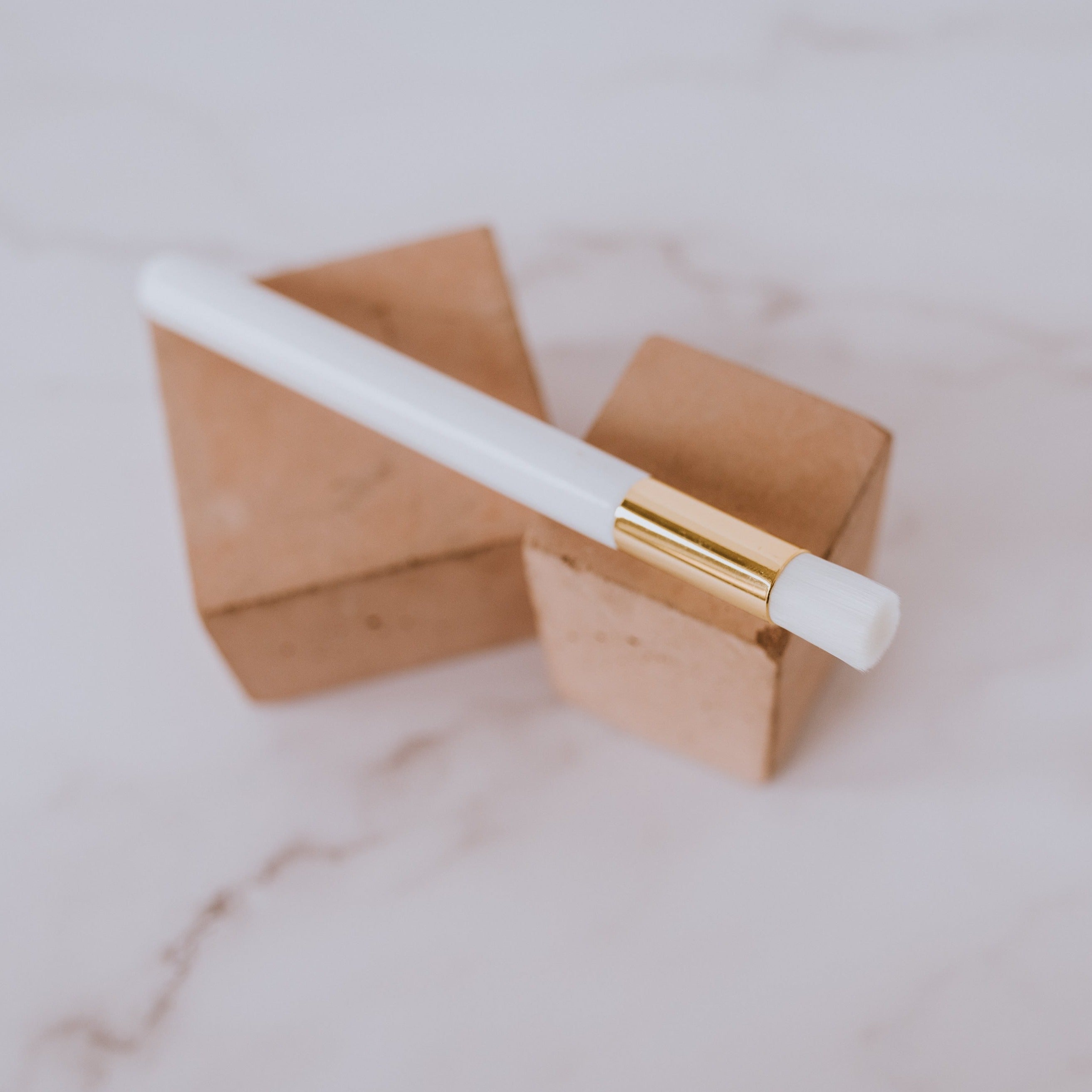 LashLux Scrubbie Lash Cleaning Brush
