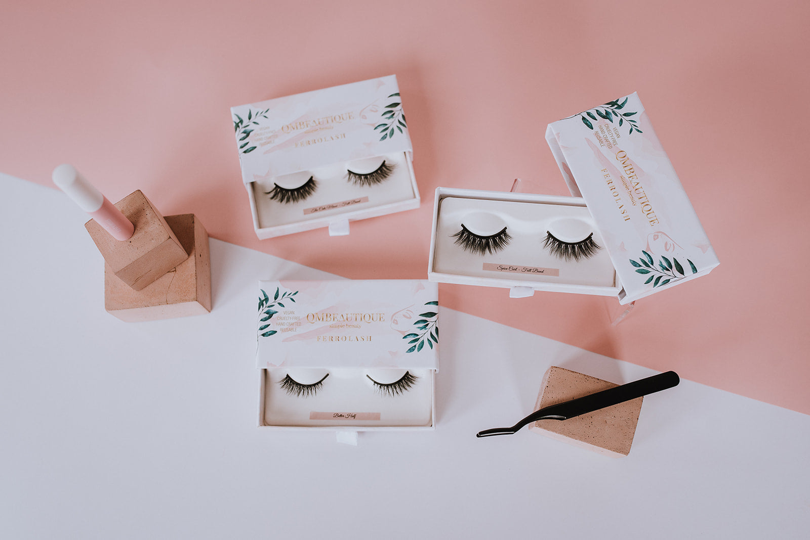 Magnetic Lash Bundles