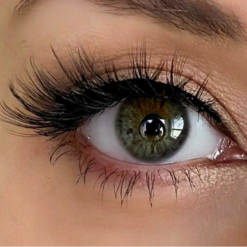 Magnetic False Eyelashes. Fluff Up Your Jam Magnetic False Eyelashes - Premium Reusable Magnetic Eyelashes. 100% Cruelty-Free & Vegan Fibers. Sustainably Packaged. Compostable Trays.